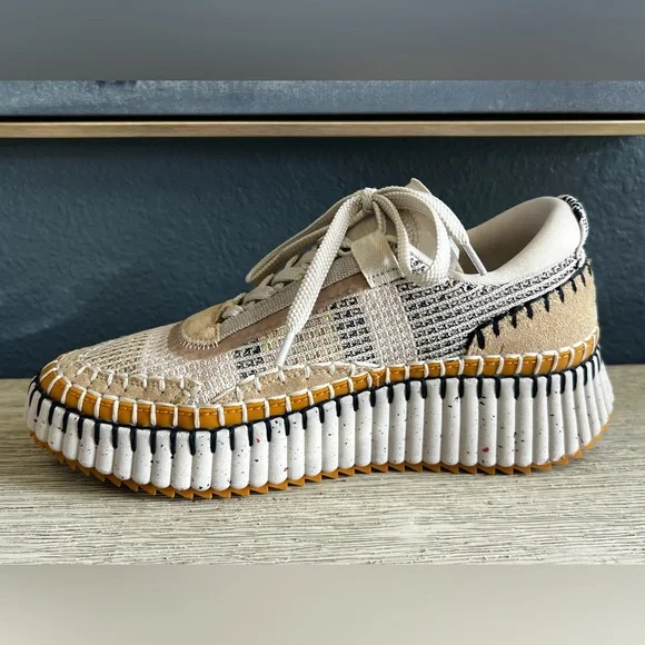 ✨CHLOE✨EXCELLENT CONDITION✨AVAILABLE NOW @ SAKS $895✨Nama Mixed Media Platform - Picture 9 of 13